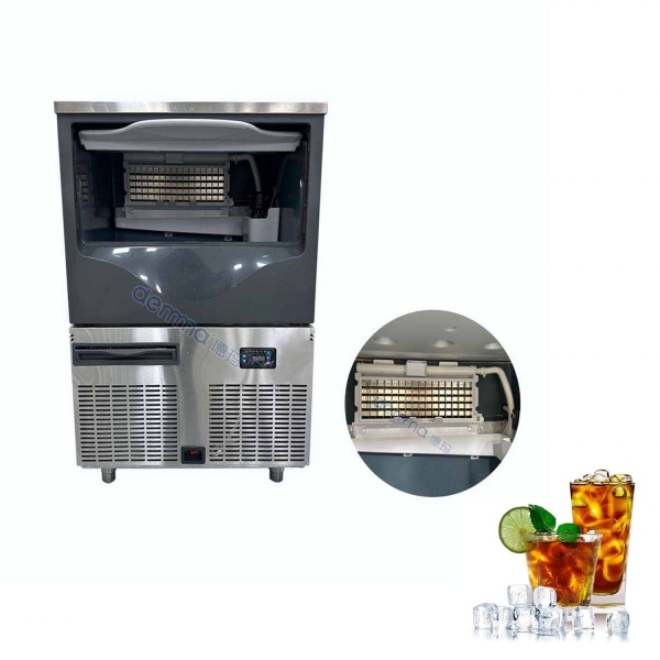 Compact Automatic Ice Cube Maker with Digital Control Panel